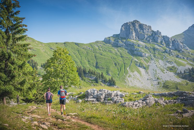Séjour Randonnée Sommets mythiques des Aravis